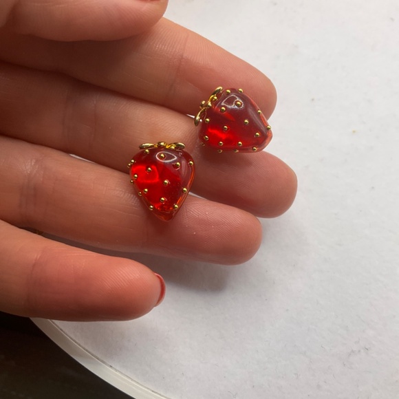 kate spade strawberry studs and necklace set - Picture 3 of 5